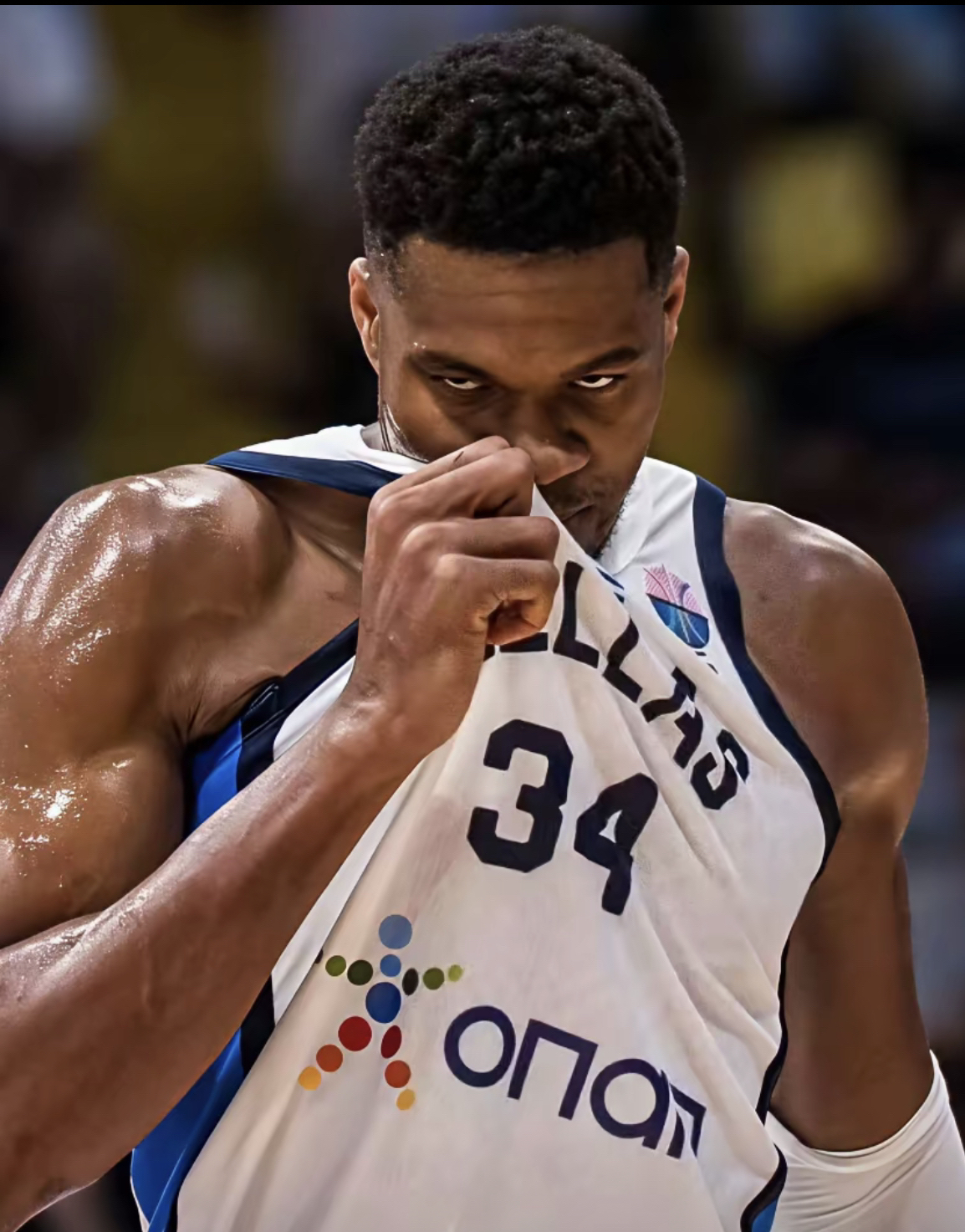 开云体育注册登录包含欧篮联加时末段再迎强敌，深圳男篮再遭质疑，主帅态度——态度坚定，纪律约束更严格的词条